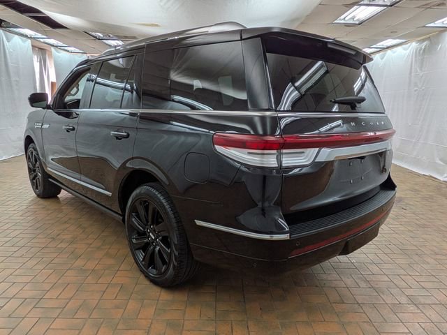 Used 2024 Lincoln Navigator Reserve AWD/4WD image 5