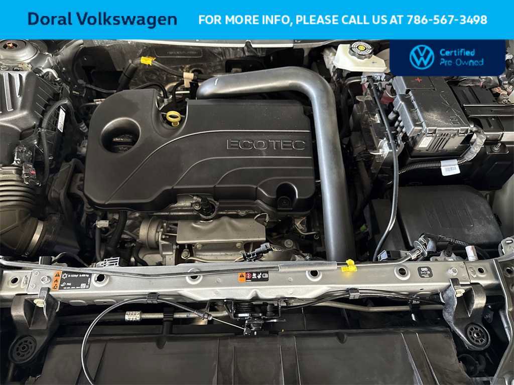 Used 2023 GMC Terrain SLE image 12