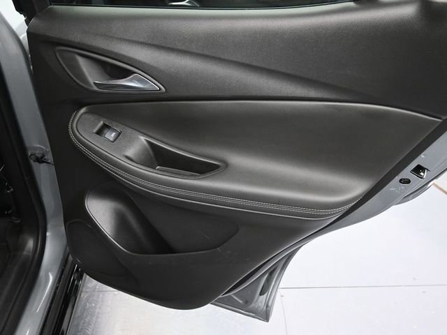 Used 2024 Buick Encore GX Sport Touring image 34