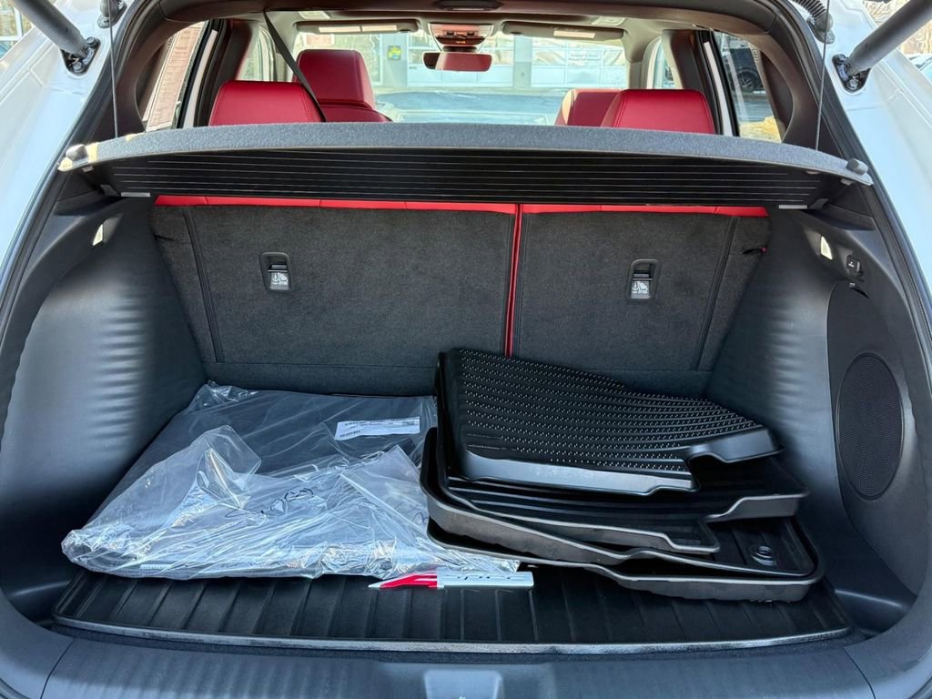 Certified 2025 Acura ADX A-Spec image 5