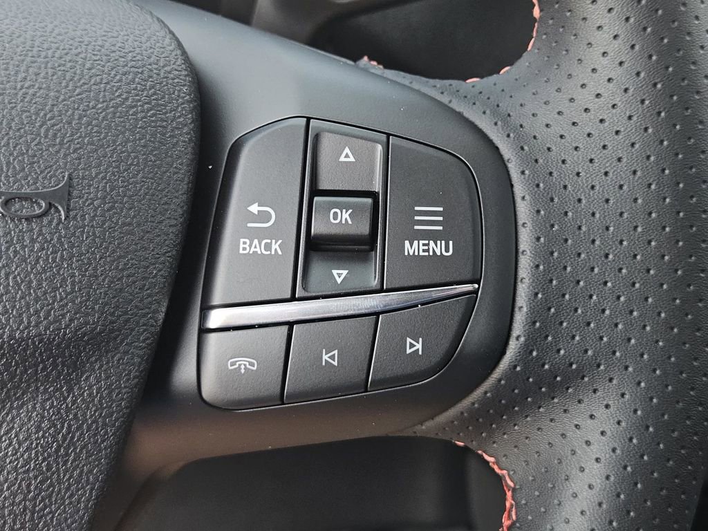 Used 2025 Ford Escape ST-Line w/ Tech Pack #1 FWD image 19