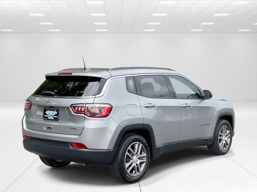 Used 2020 Jeep Compass Latitude FWD image 6