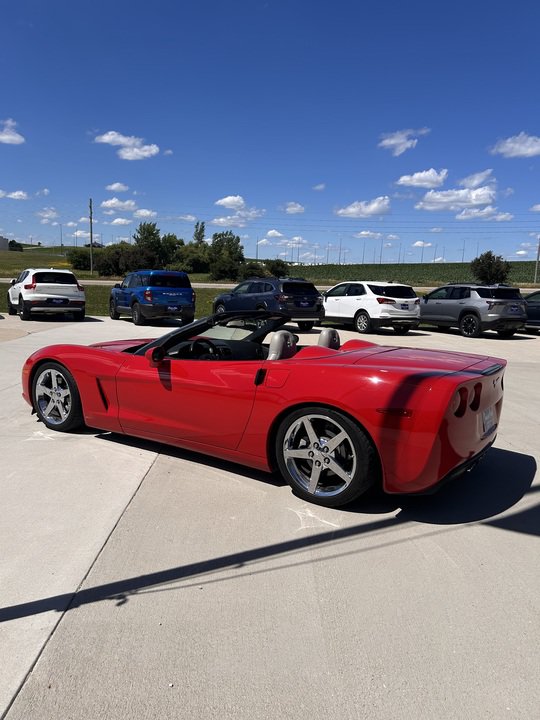 Used 2007 Chevrolet Corvette Convertible w/ Preferred Equipment Group RWD image 14