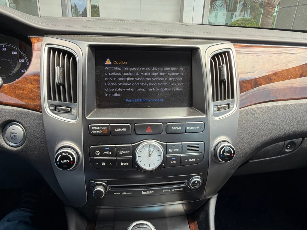 Used 2011 Hyundai Equus Ultimate RWD image 7