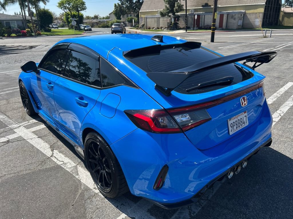 Used 2025 Honda Civic Type R image 4