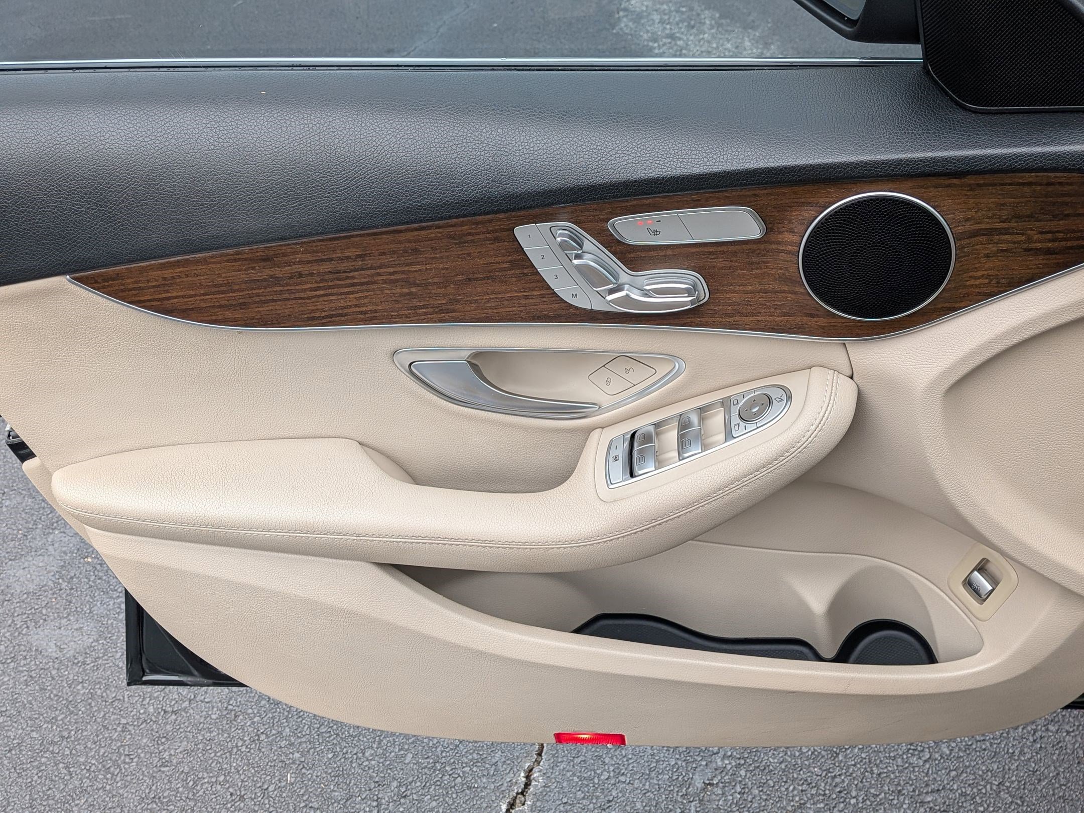 Used 2020 Mercedes-Benz C 300 Sedan image 14