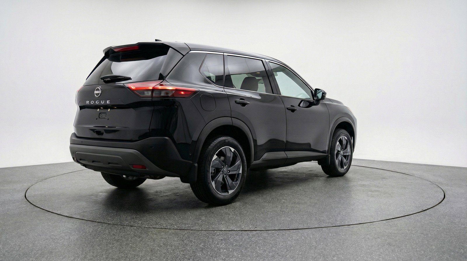 Used 2025 Nissan Rogue SV FWD image 9