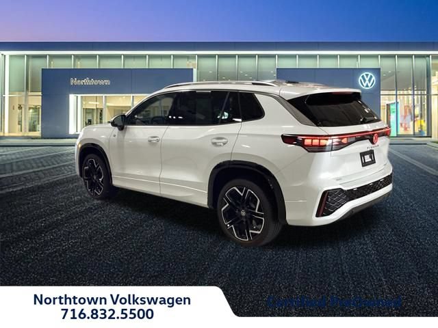 Used 2025 Volkswagen Tiguan SEL R-Line AWD/4WD image 4