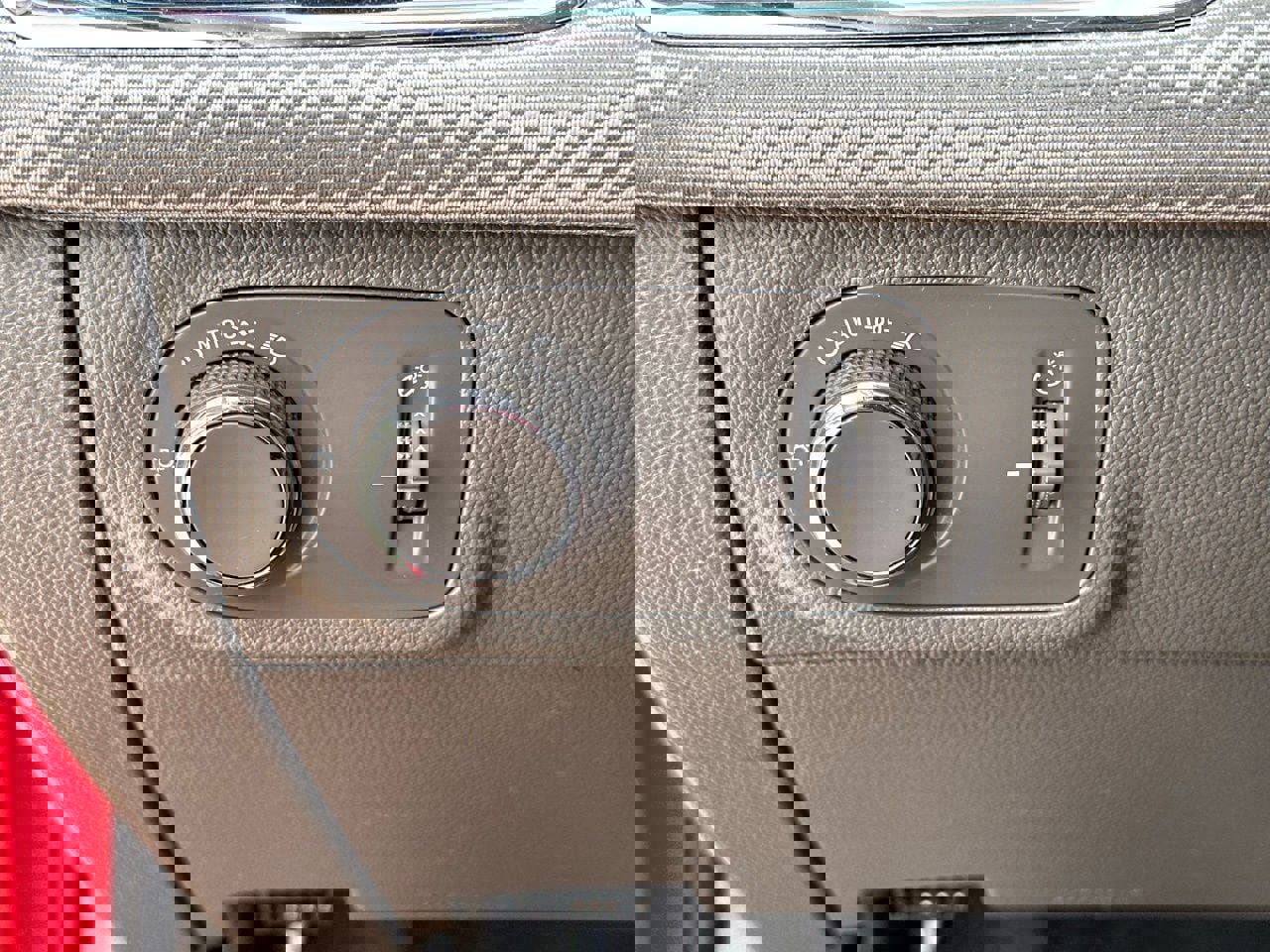 Used 2018 Chevrolet Cruze LT image 24