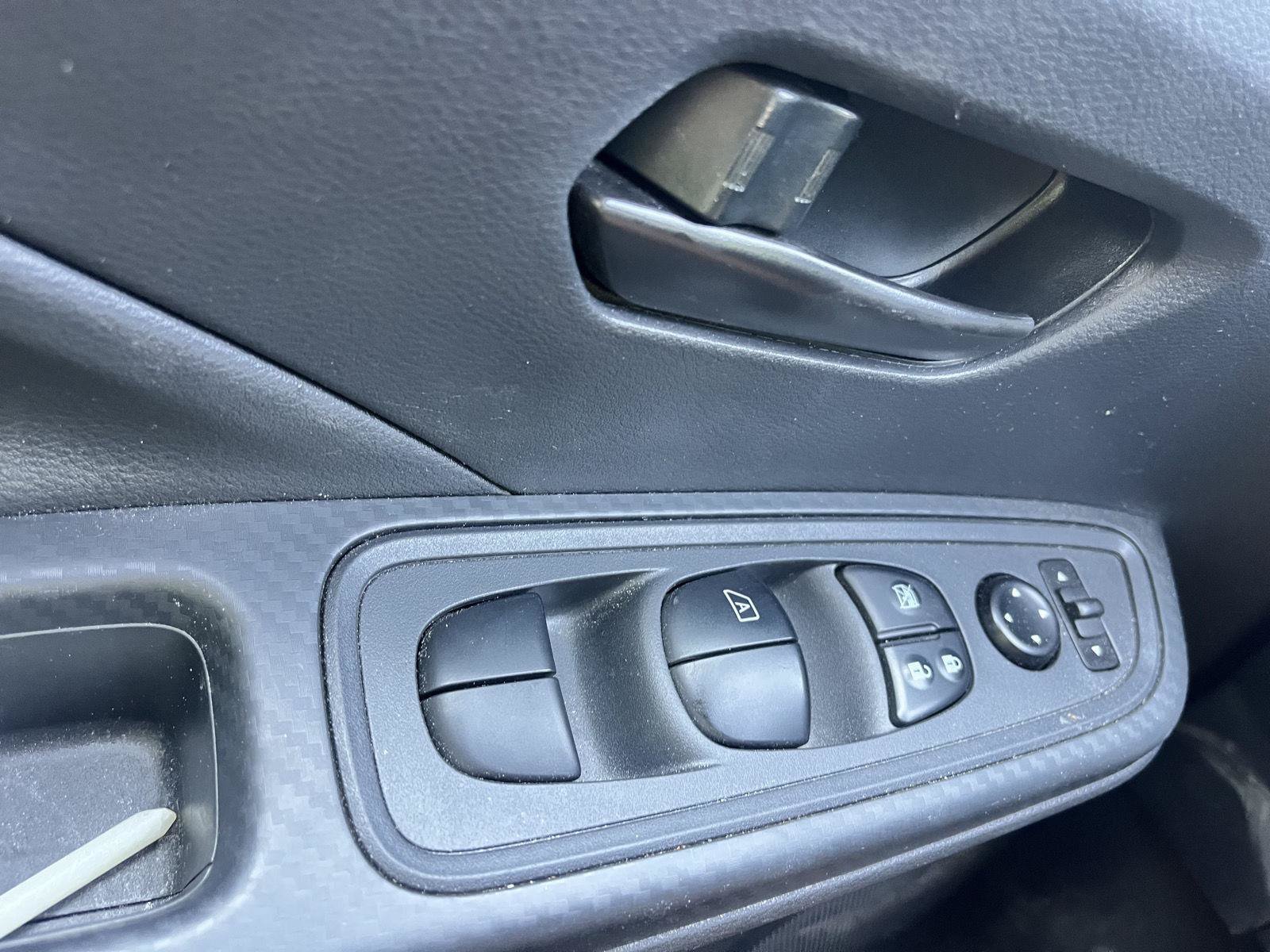 Used 2025 Nissan Versa S w/ Trunk Package FWD image 15