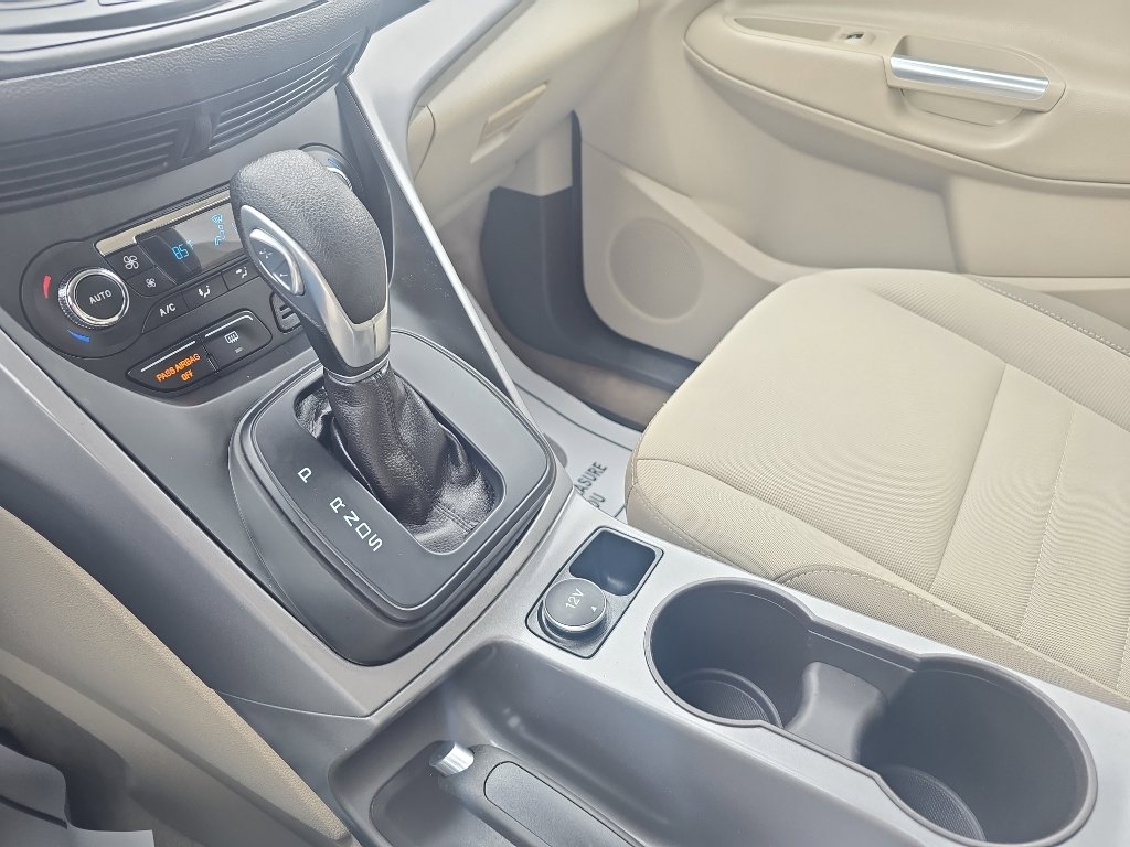 Used 2015 Ford Escape SE w/ Equipment Group 201A image 26