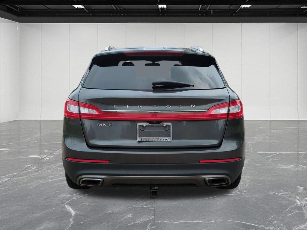Used 2017 Lincoln MKX Select FWD image 4
