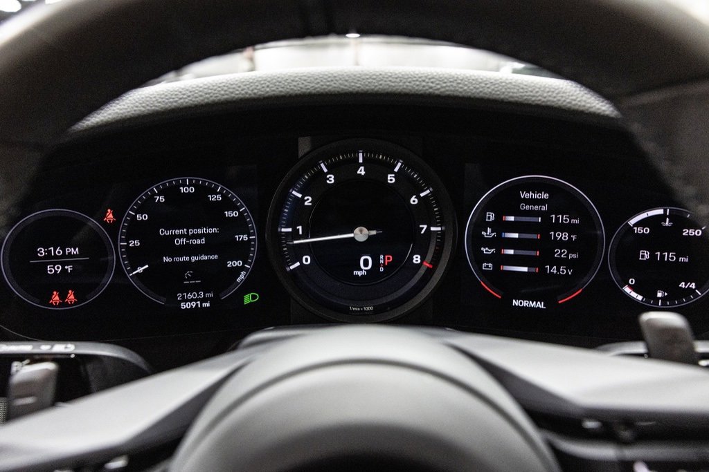 Used 2023 Porsche 911 Carrera w/ Sport Chrono Package image 44