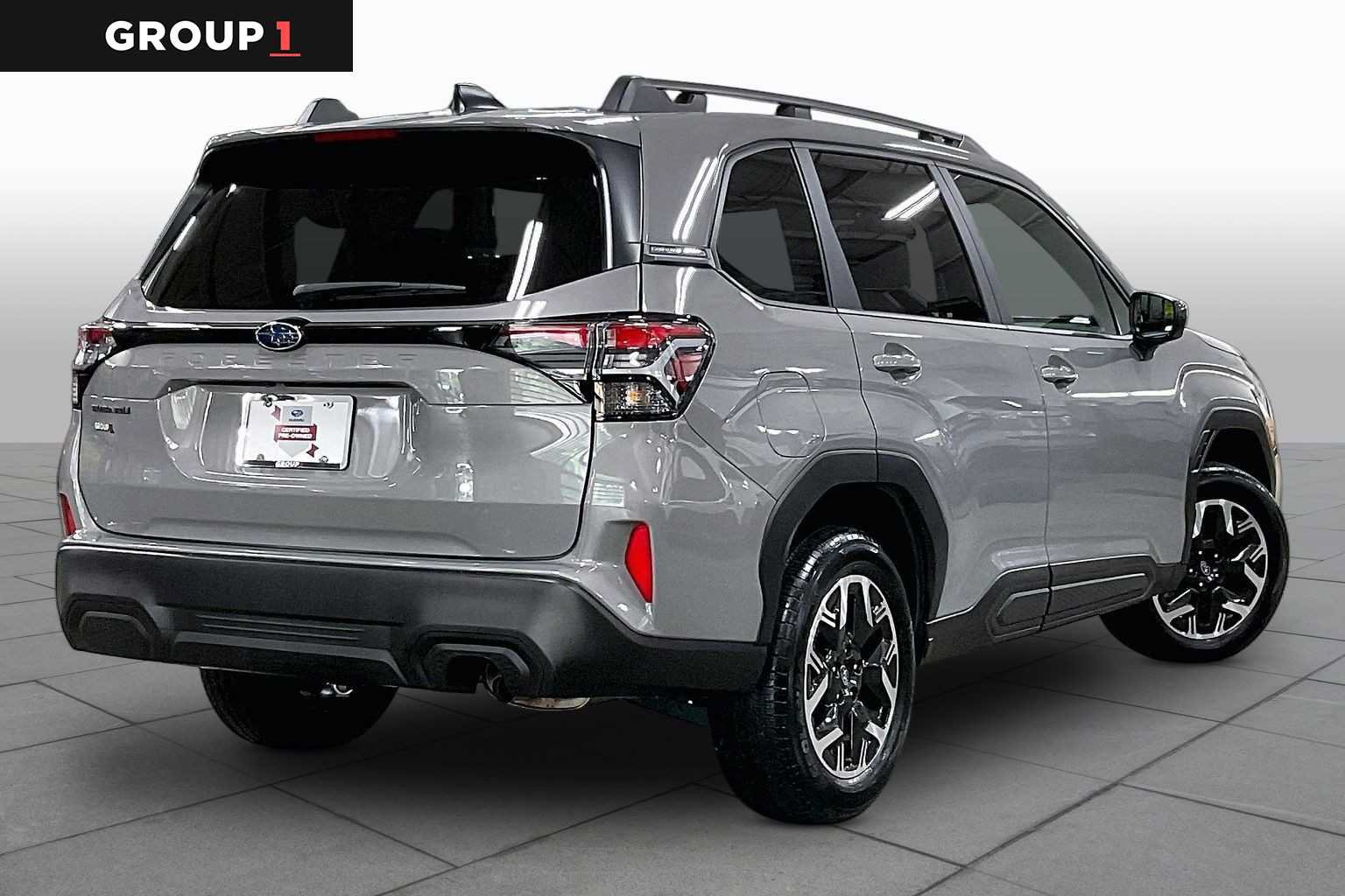 Certified 2025 Subaru Forester Premium AWD/4WD image 13