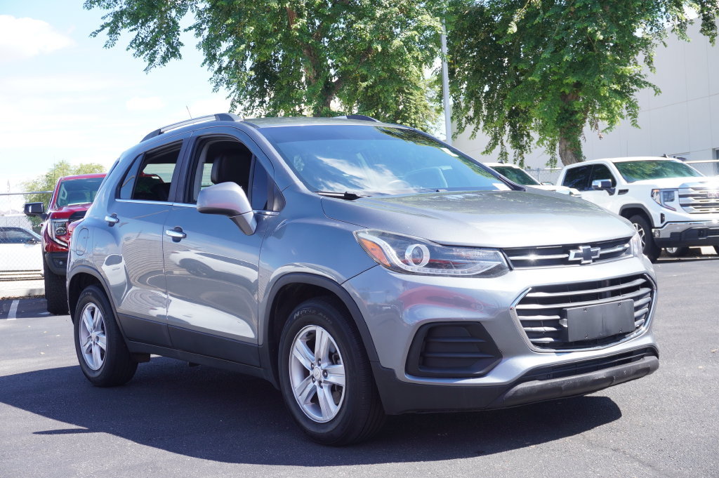 Certified 2020 Chevrolet Trax LT w/ LT Convenience Package FWD image 7