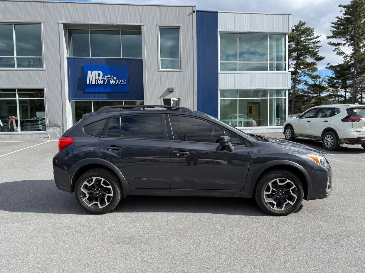 Used 2016 Subaru Crosstrek 2.0i Limited AWD/4WD image 5