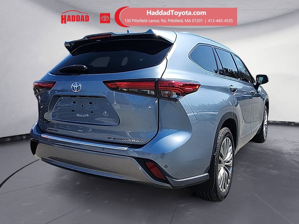 Used 2022 Toyota Highlander Platinum image 5