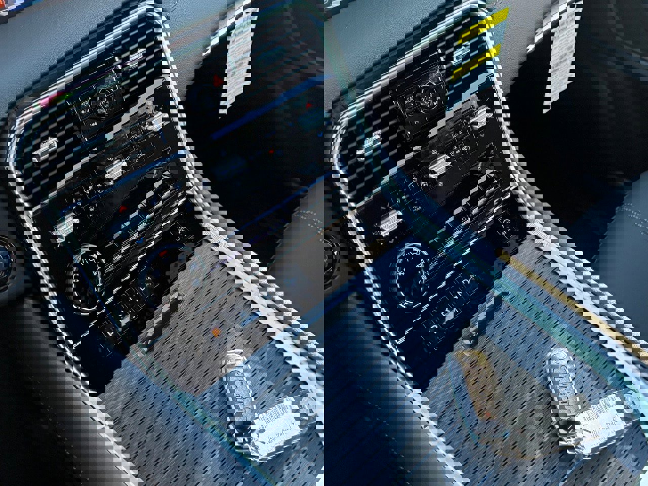 New 2026 Nissan Armada SL image 13