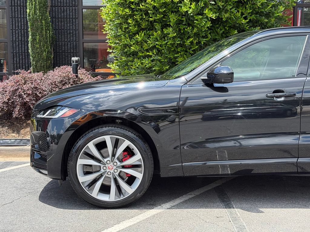 Used 2022 Jaguar F-PACE S AWD/4WD image 10
