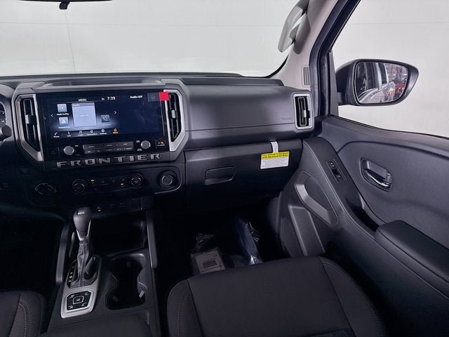 New 2026 Nissan Frontier SV w/ Tow Package AWD/4WD image 18