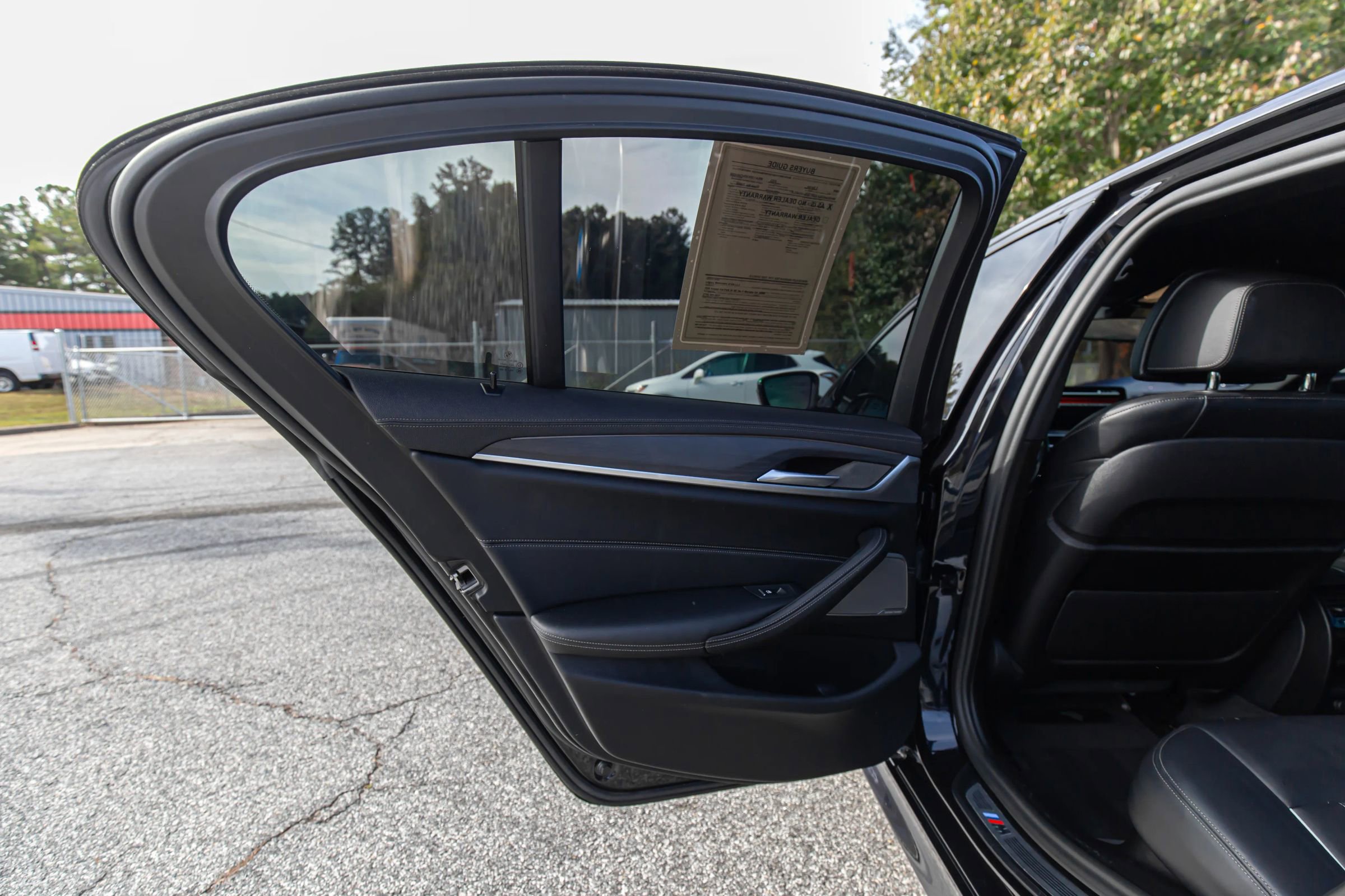 Used 2022 BMW M550i xDrive w/ Shadowloine Package image 27