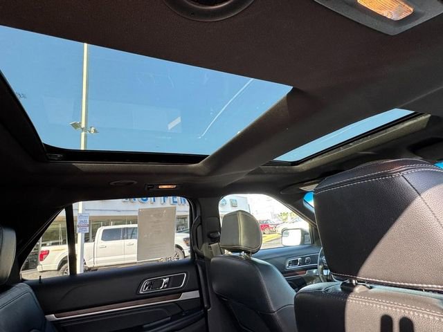 Used 2016 Ford Explorer Limited AWD/4WD image 12