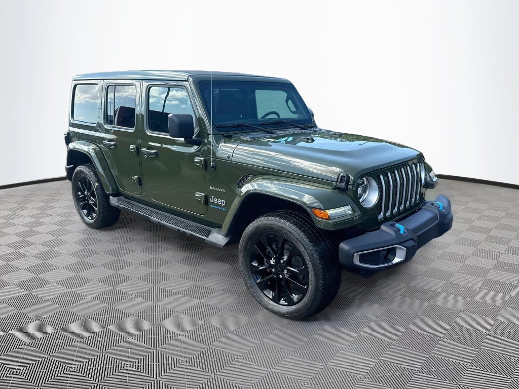 Used 2023 Jeep Wrangler Unlimited Sahara AWD/4WD image 4
