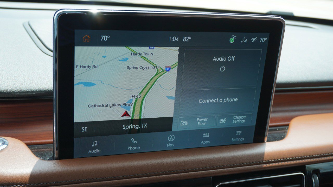 Used 2021 Lincoln Aviator Grand Touring w/ Equipment Group 302A AWD/4WD image 18