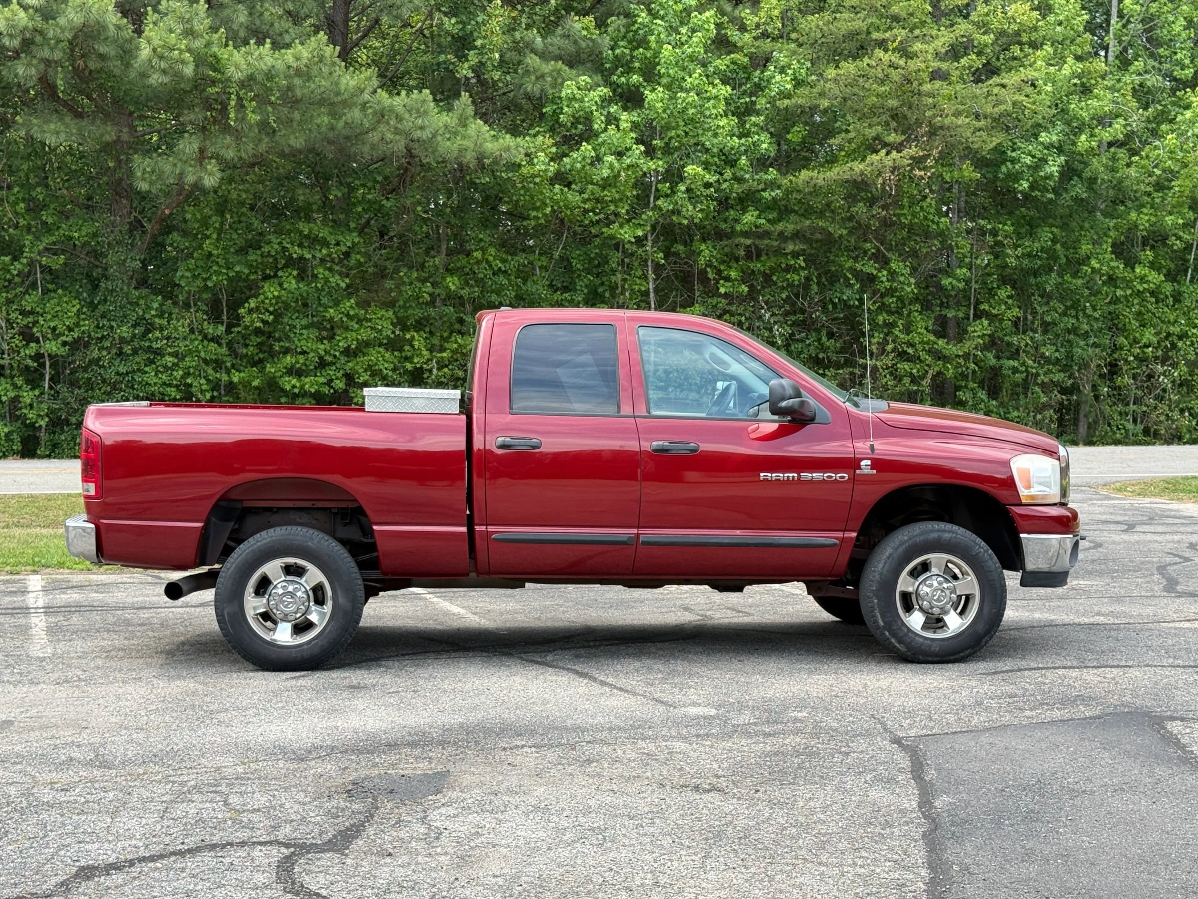 Used 2006 Dodge Ram 3500 Truck SLT AWD/4WD image 3