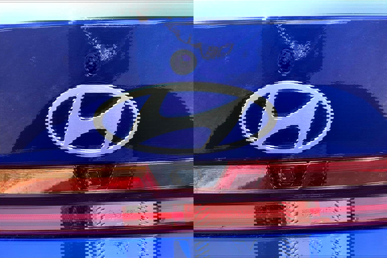 Certified 2025 Hyundai Elantra SEL image 24