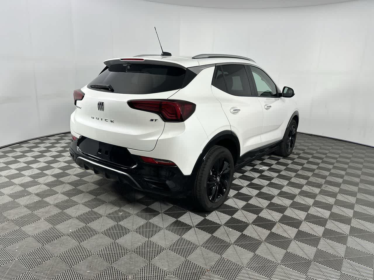 Used 2024 Buick Encore GX Sport Touring w/ Comfort Package AWD/4WD image 8