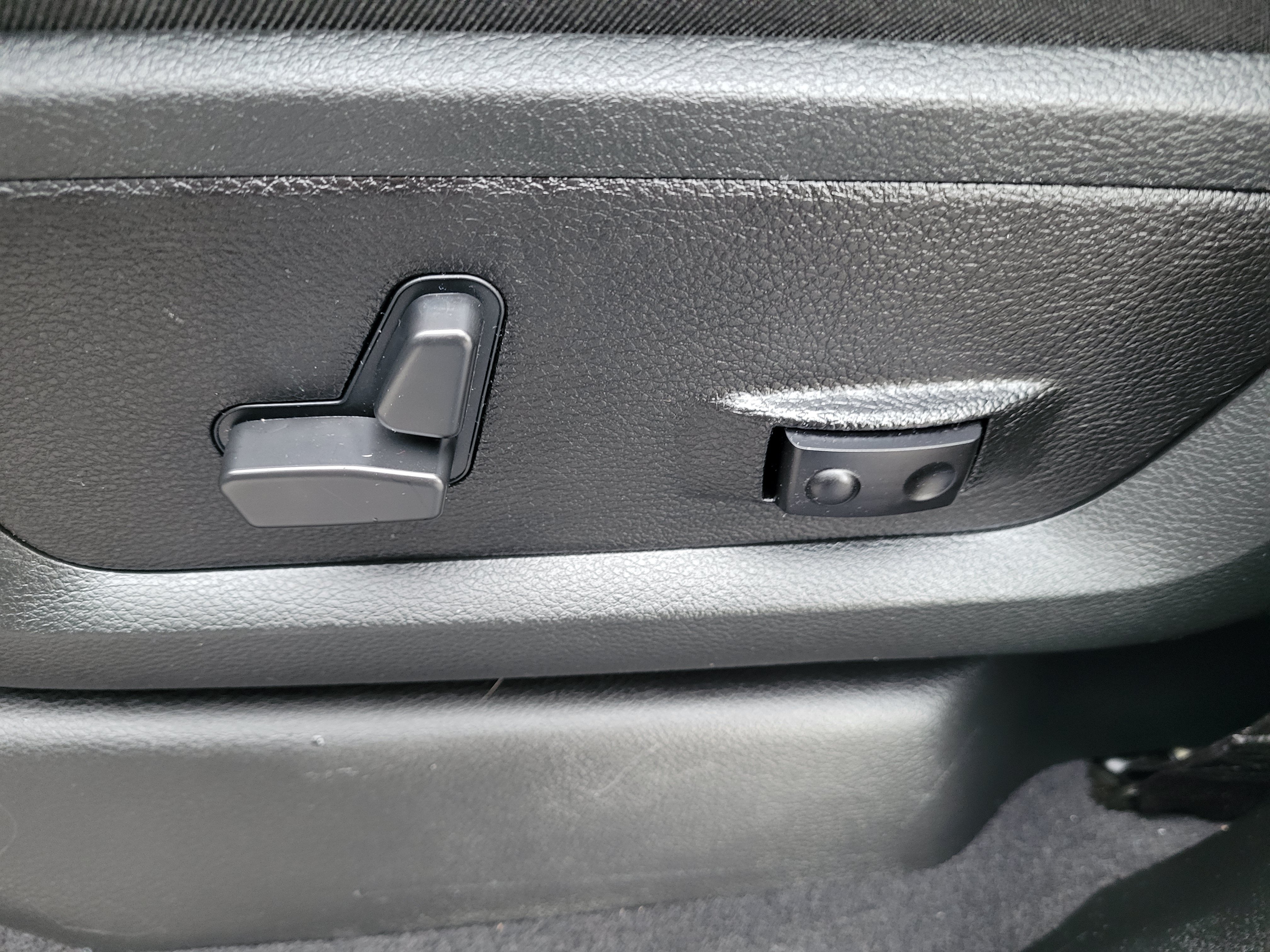 Used 2024 RAM 3500 Laramie w/ Night Edition AWD/4WD image 23