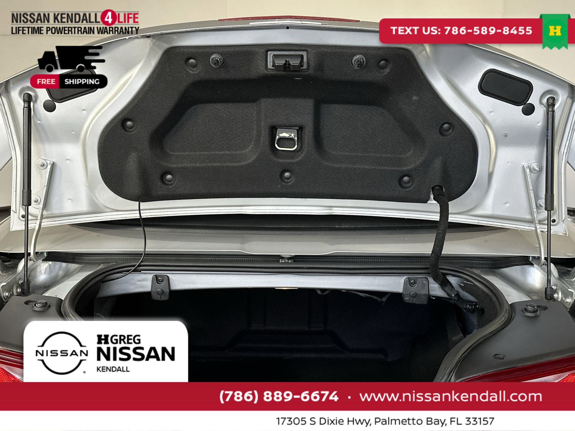 Used 2018 Chevrolet Camaro LT image 27