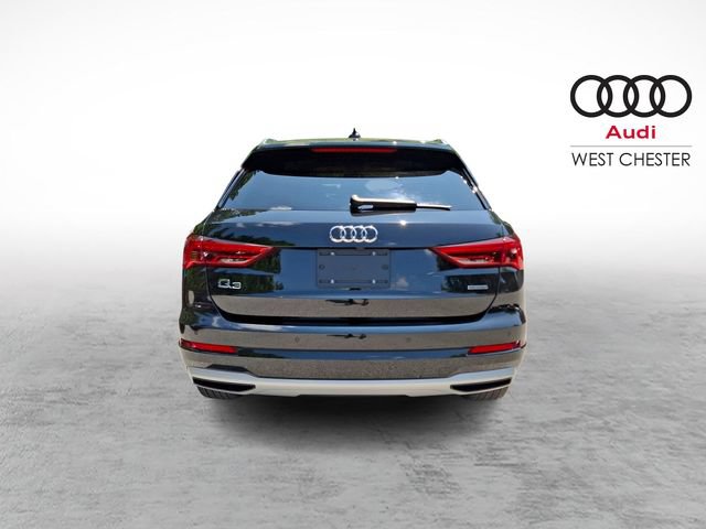 Certified 2023 Audi Q3 2.0T Premium w/ Convenience Package AWD/4WD image 5