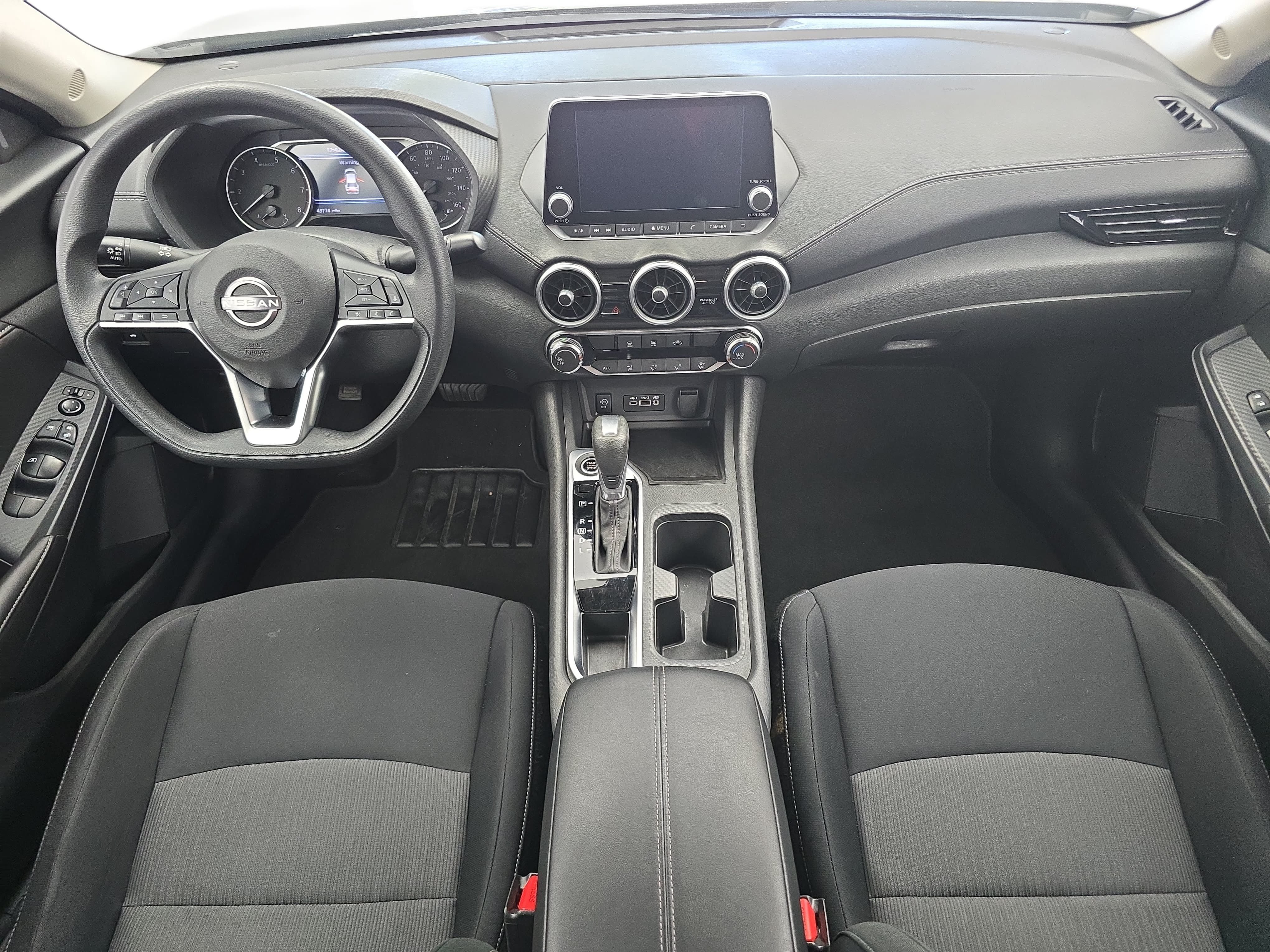 Used 2025 Nissan Sentra SV FWD image 9