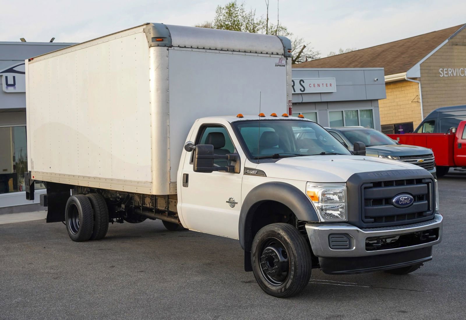 Used 2015 Ford F550 2WD Regular Cab Super Duty image 9