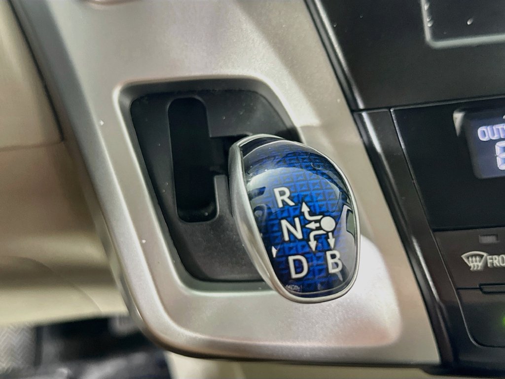 Used 2014 Toyota Prius V Three FWD image 32