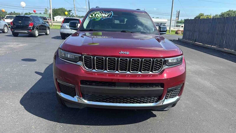 Used 2021 Jeep Grand Cherokee L Limited AWD/4WD image 3