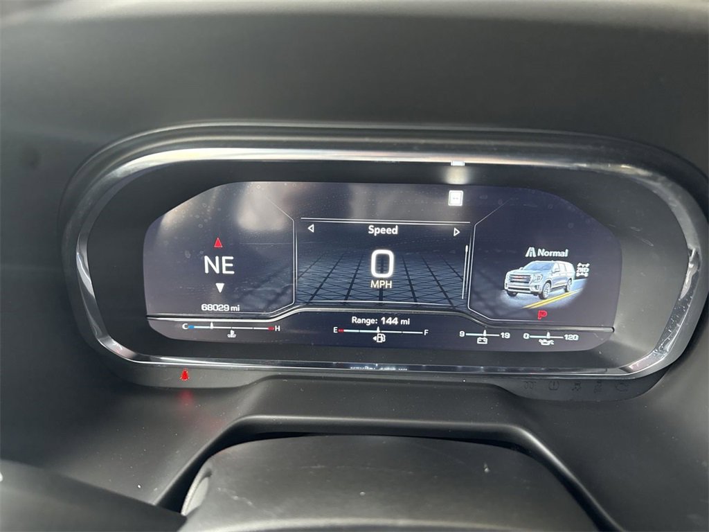 Certified 2023 GMC Yukon XL AT4 image 11