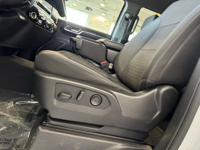 Certified 2025 Chevrolet Silverado 1500 LT AWD/4WD image 8