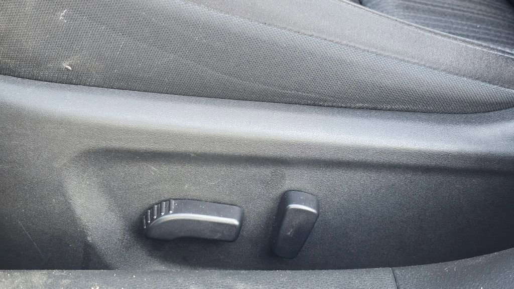Used 2022 Nissan Altima 2.5 SV FWD image 12