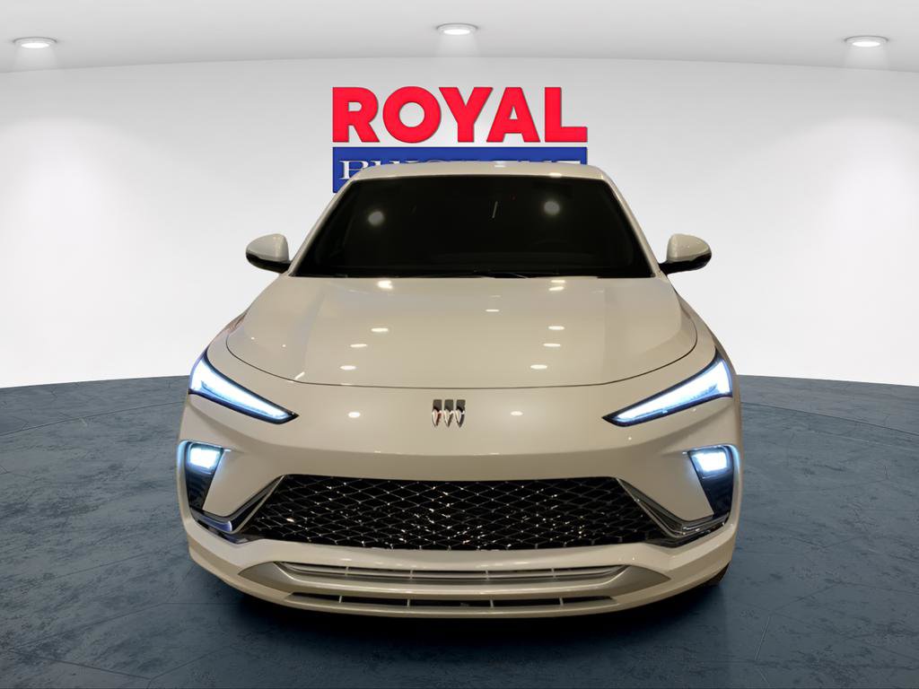 New 2026 Buick Envista Avenir image 2