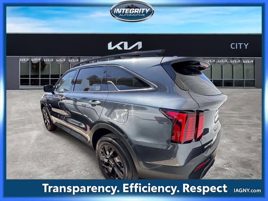Certified 2023 Kia Sorento S image 4