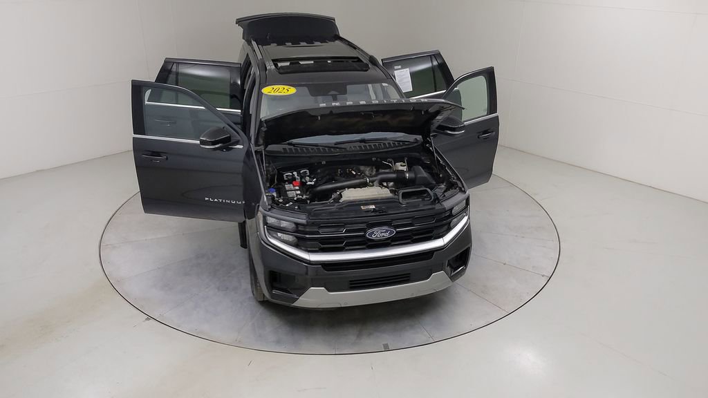 Certified 2025 Ford Expedition Platinum AWD/4WD image 49
