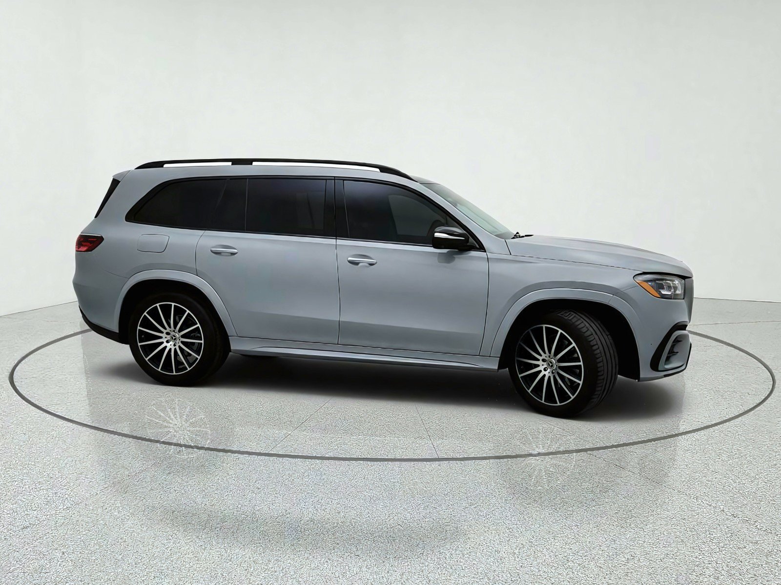Certified 2024 Mercedes-Benz GLS 450 4MATIC image 6