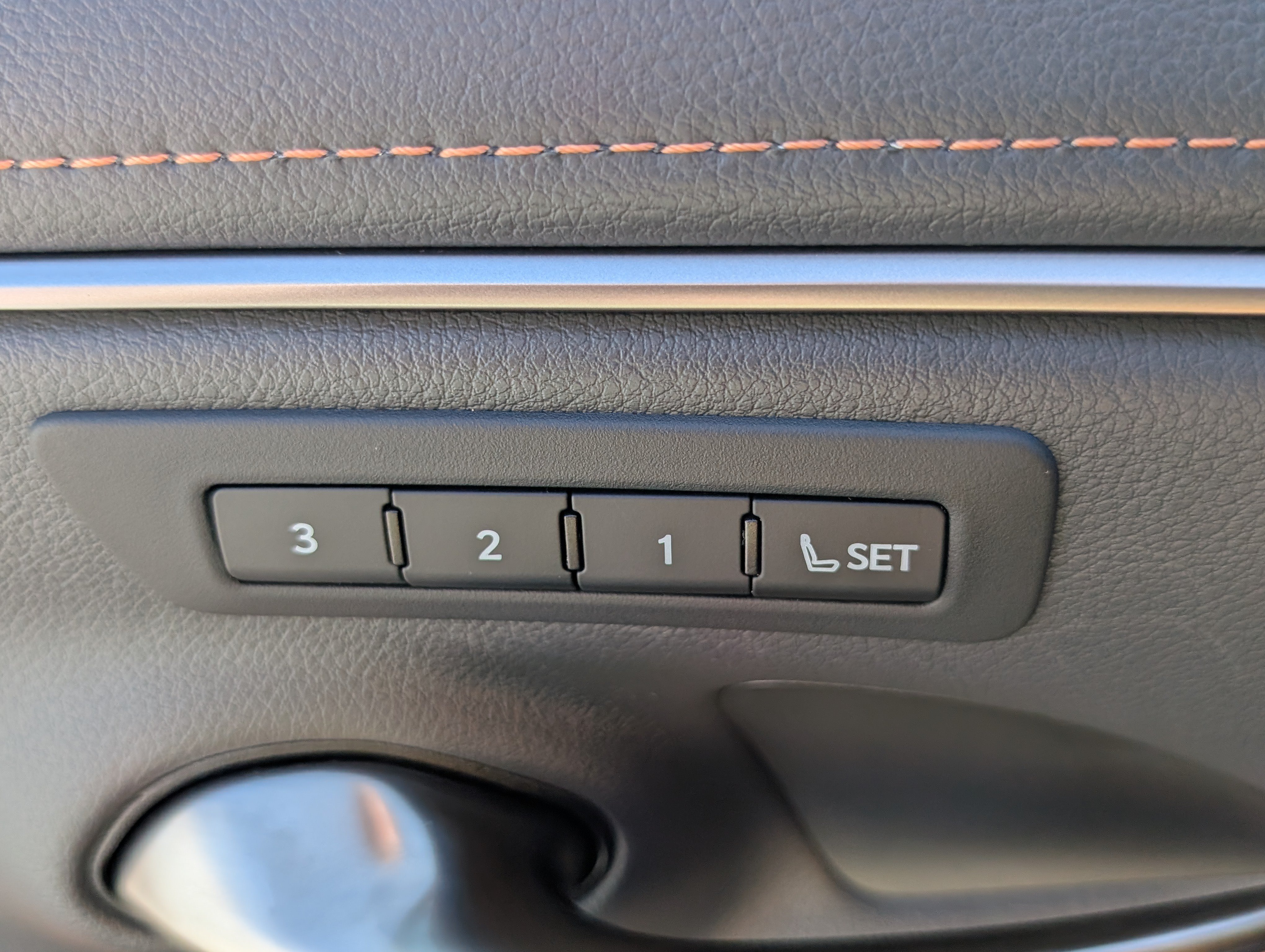 Certified 2024 Lexus ES 350 w/ Premium Package FWD image 20