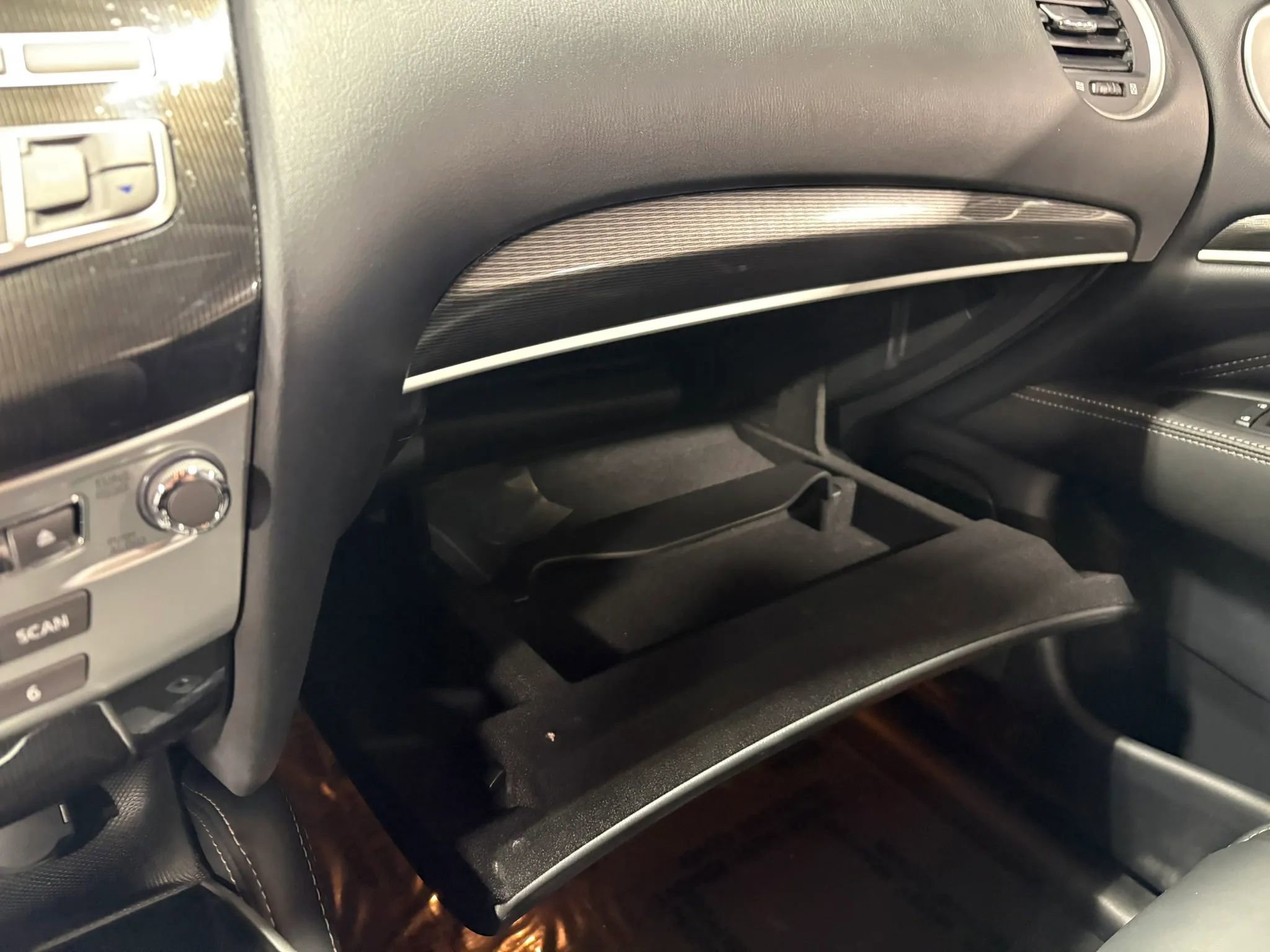 Used 2018 INFINITI QX60 AWD w/ Premium Plus Package image 30