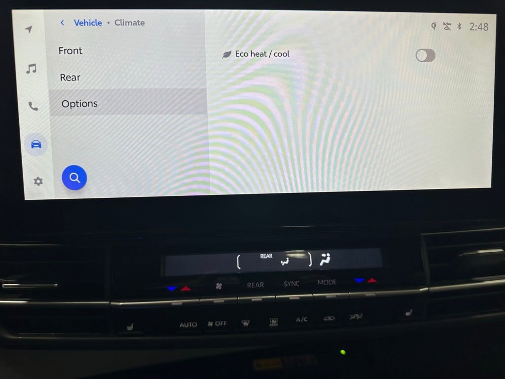 Used 2025 Toyota Sienna XLE image 33