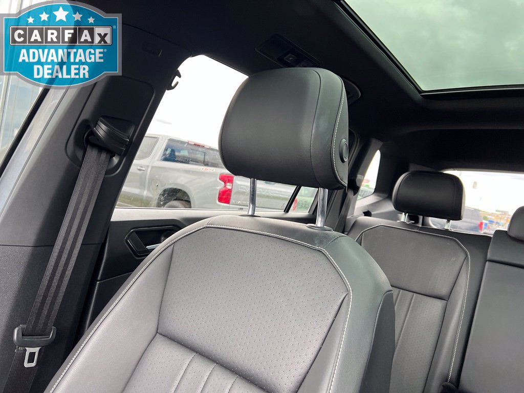 Used 2022 Volkswagen Tiguan SE R-Line AWD/4WD image 17