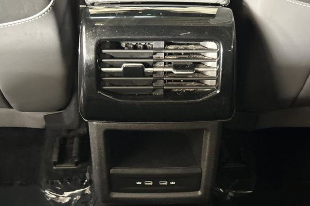 Used 2023 Volkswagen ID.4 Pro S image 16